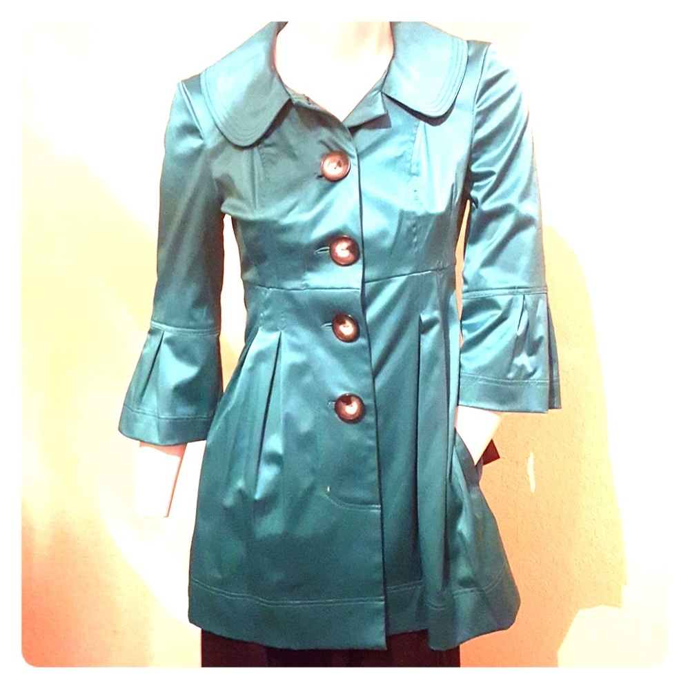 NWT Women's SZ.SM Stretchy B-wear Evening Jacket